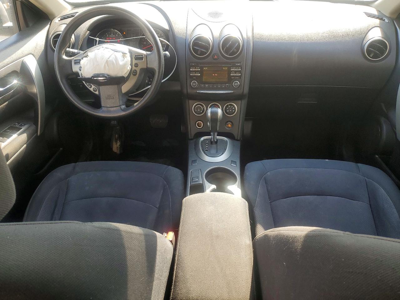 2014 NISSAN ROGUE