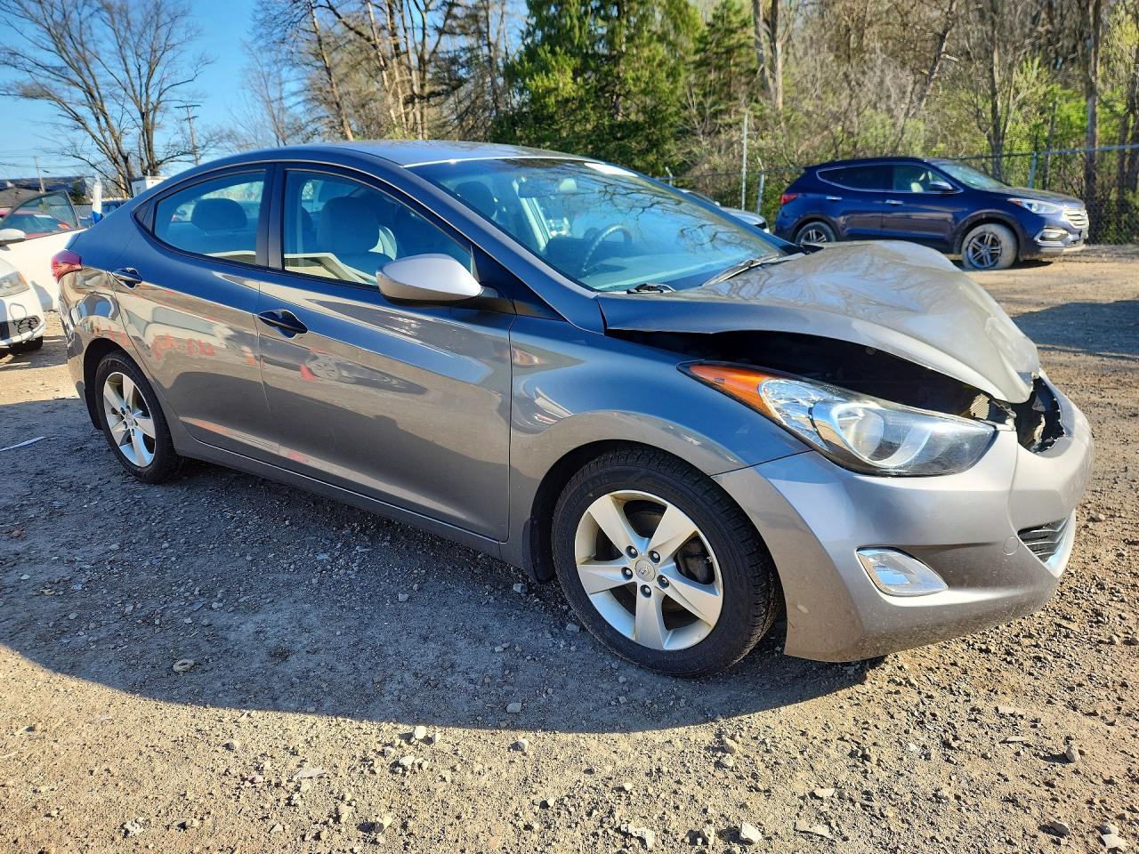 2013 HYUNDAI ELANTRA