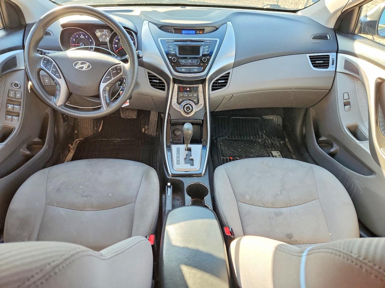 2013 HYUNDAI ELANTRA