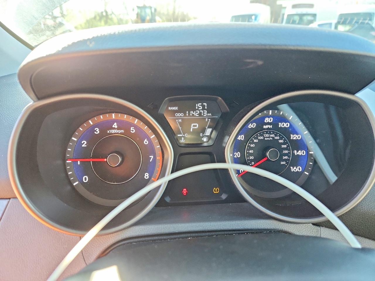 2013 HYUNDAI ELANTRA