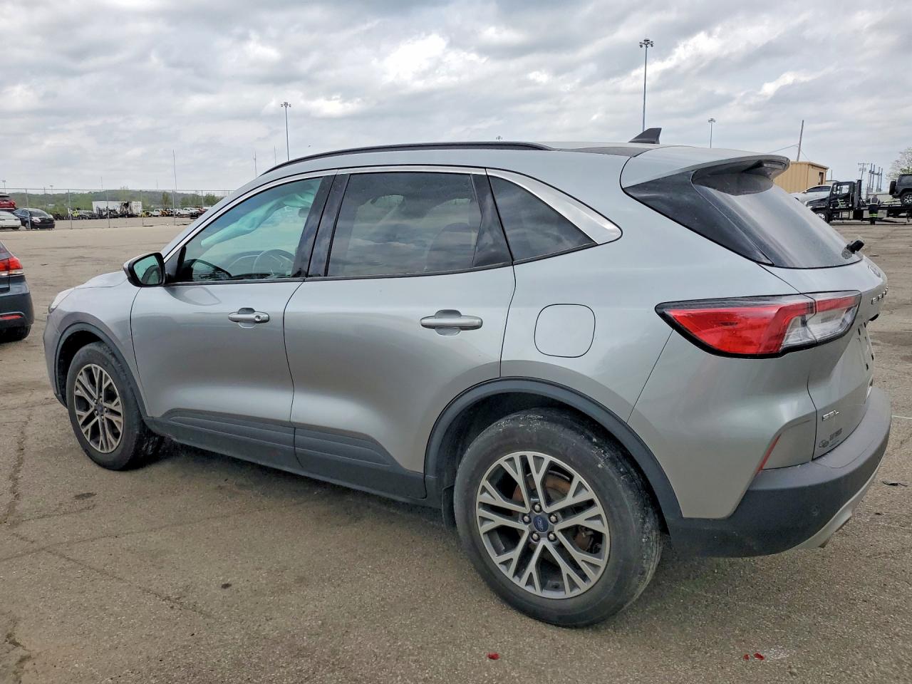 2022 FORD ESCAPE