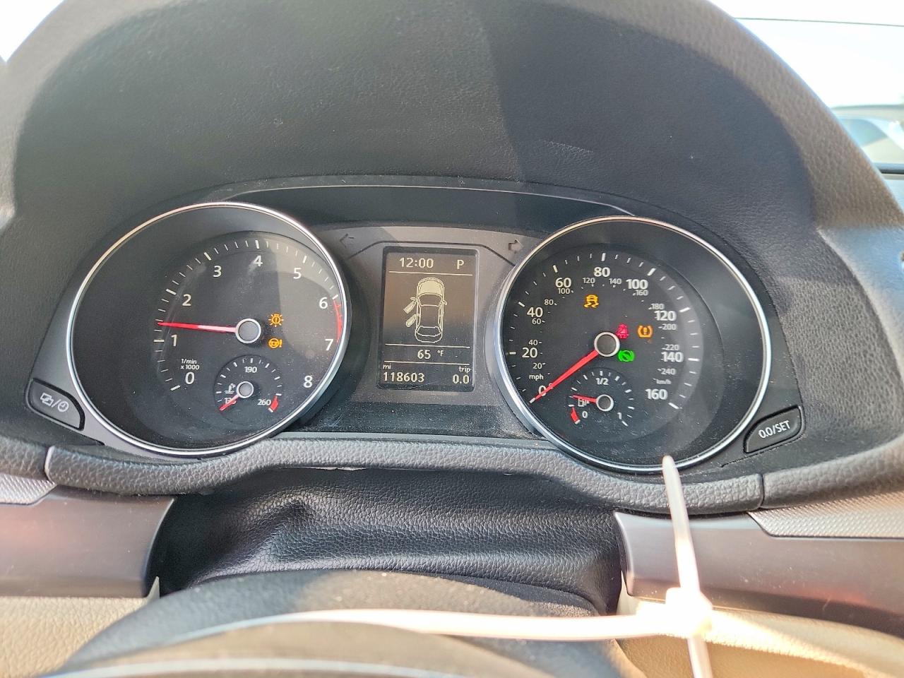 2017 VOLKSWAGEN PASSAT