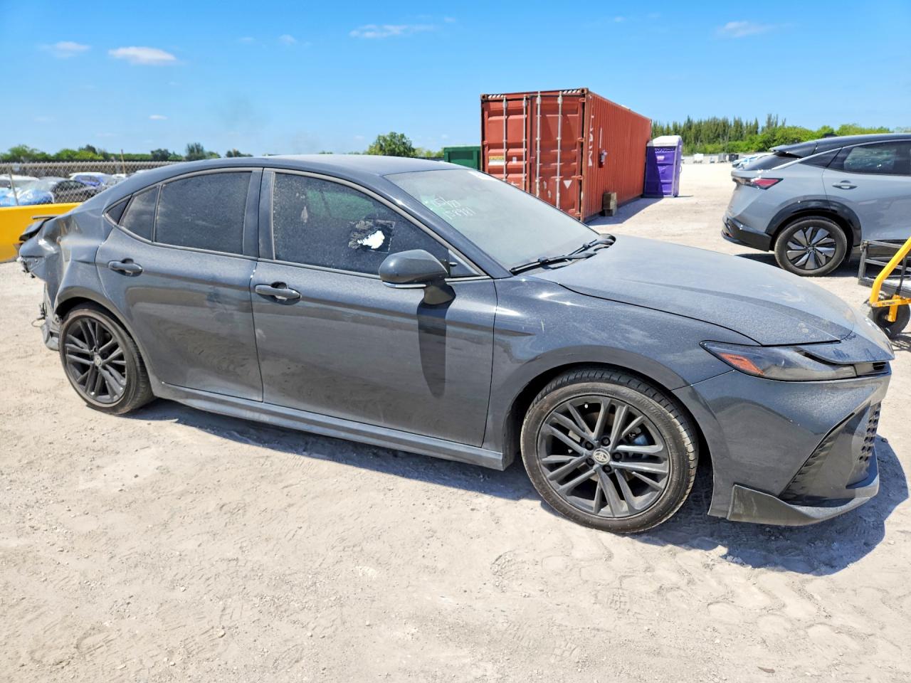 2025 TOYOTA CAMRY