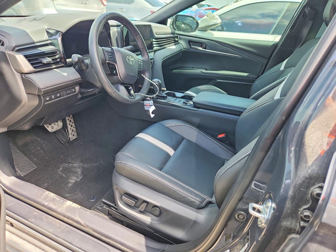 2025 TOYOTA CAMRY