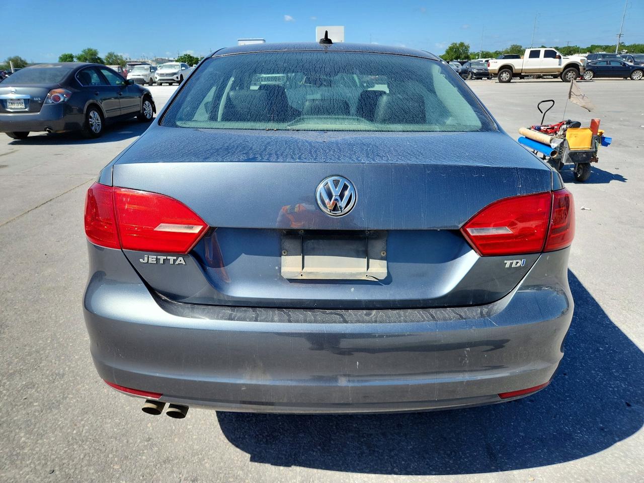 2013 VOLKSWAGEN JETTA