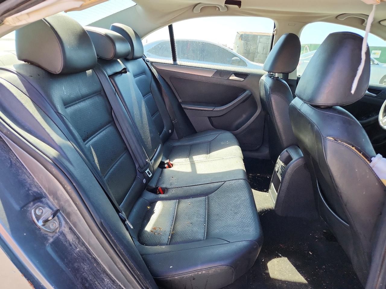 2013 VOLKSWAGEN JETTA