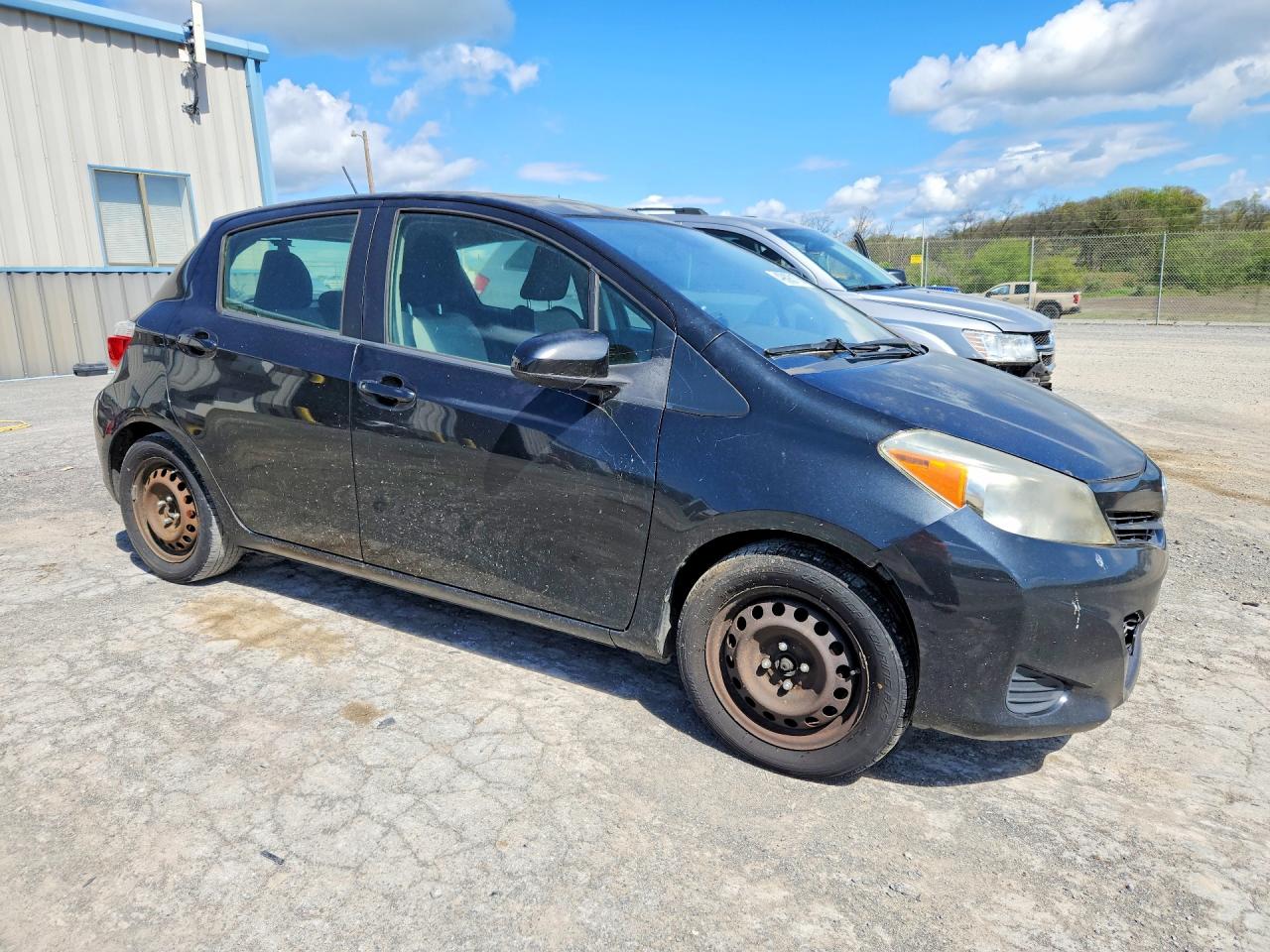 2012 TOYOTA YARIS