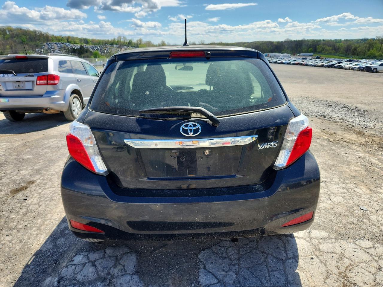 2012 TOYOTA YARIS