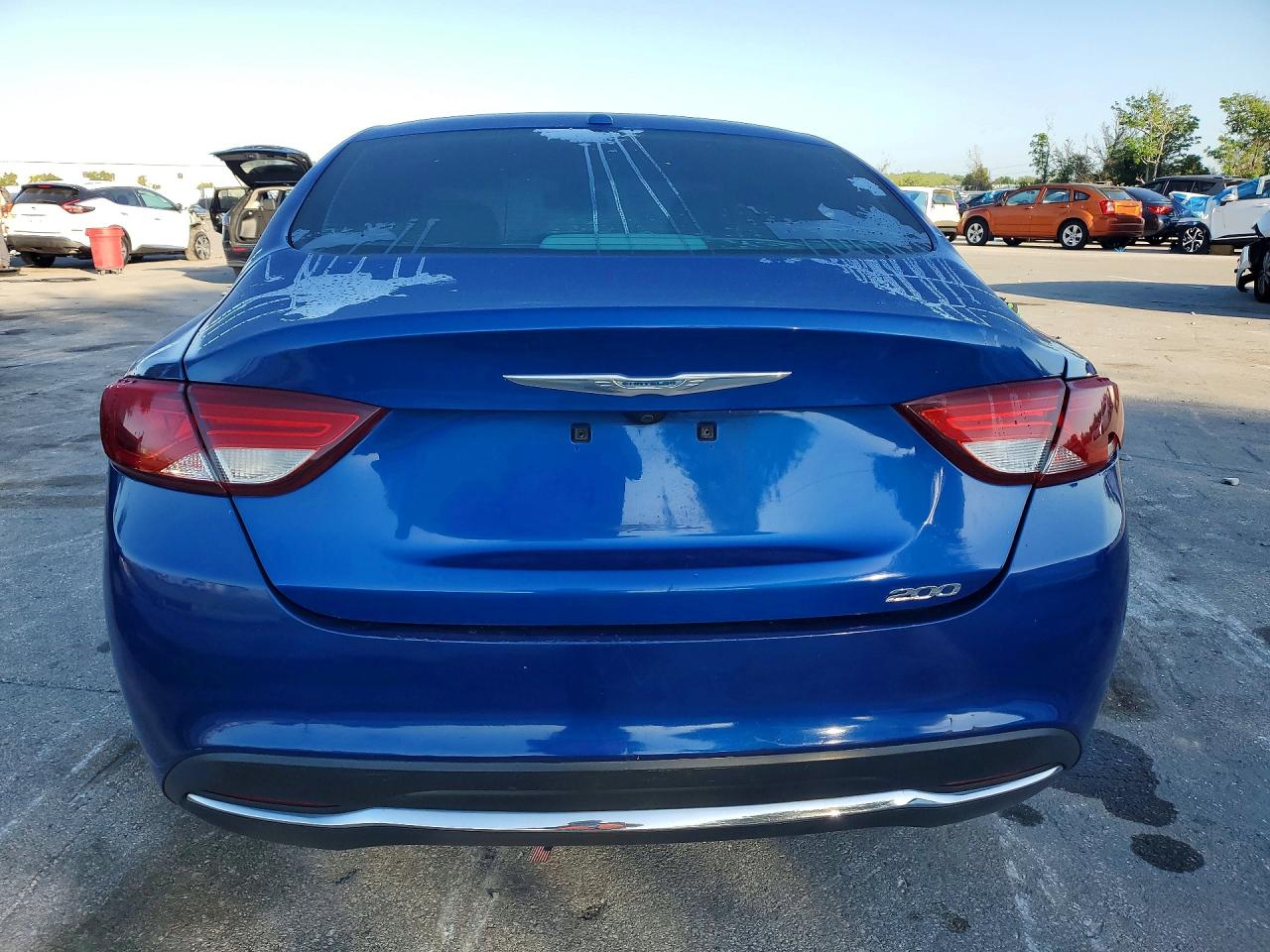2015 CHRYSLER 200