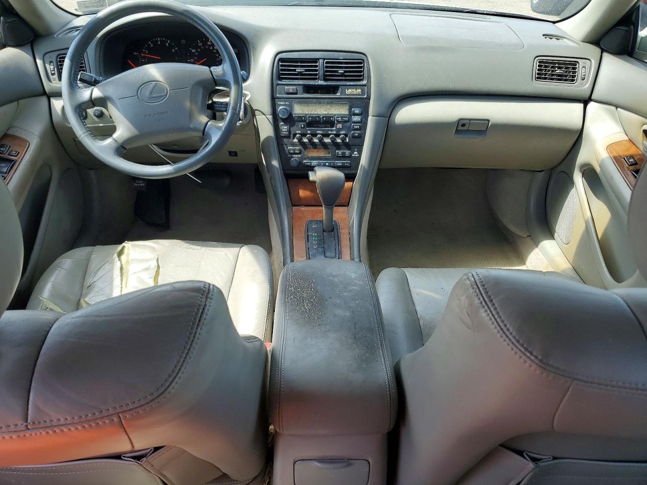 1999 LEXUS ES250