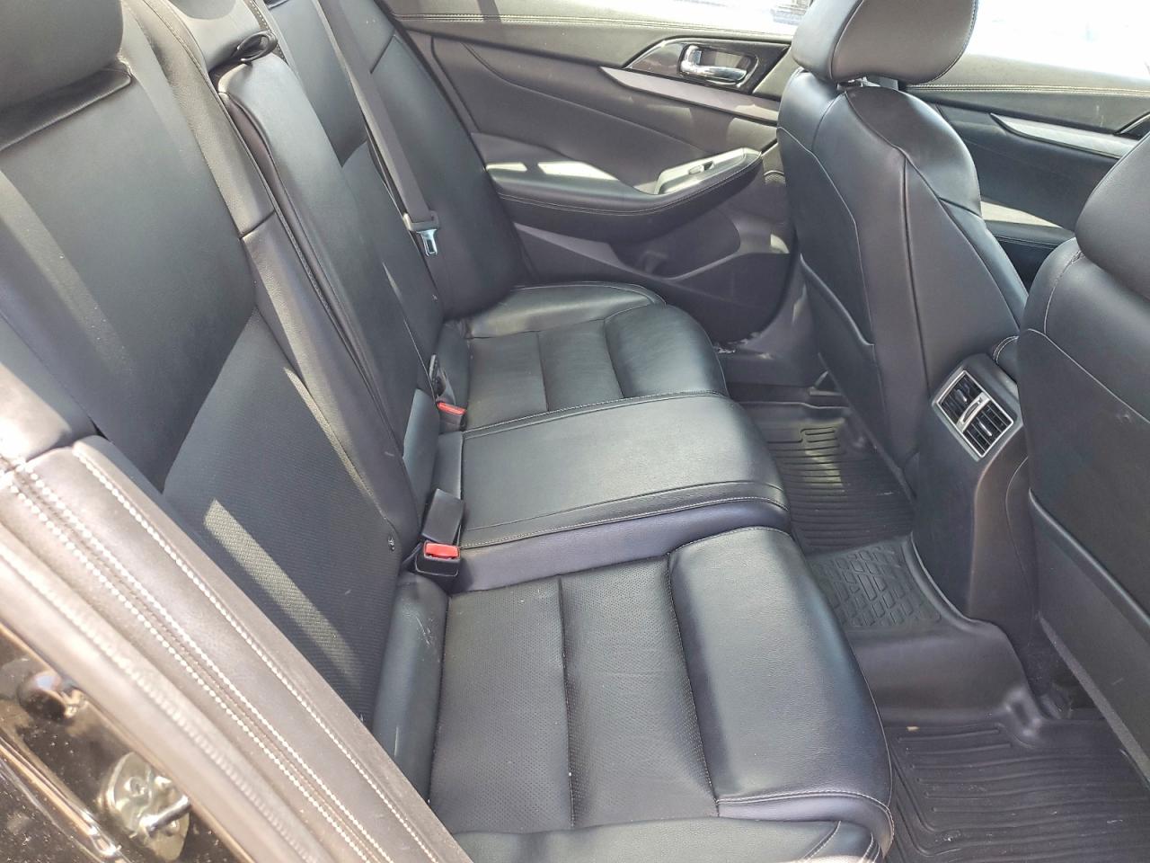 2017 NISSAN MAXIMA