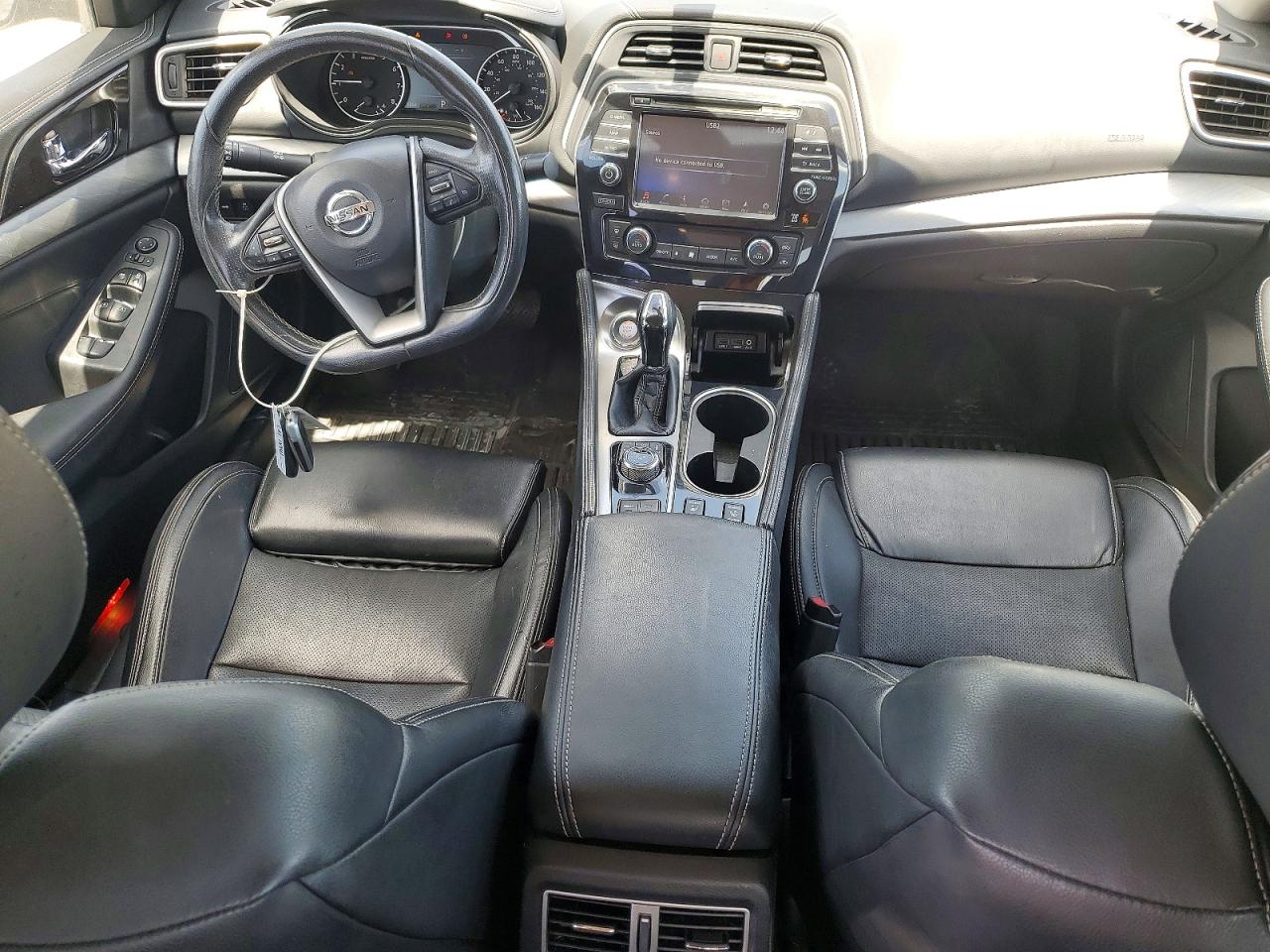 2017 NISSAN MAXIMA