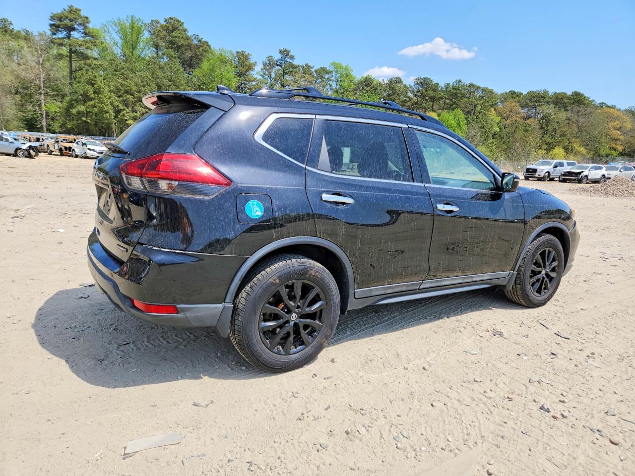 2018 NISSAN ROGUE