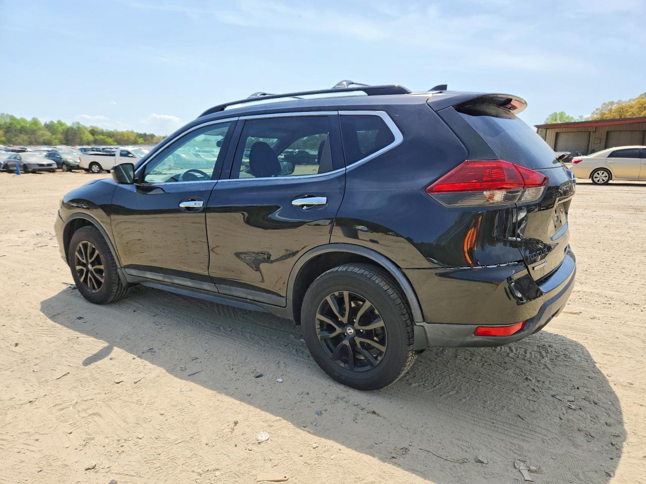 2018 NISSAN ROGUE