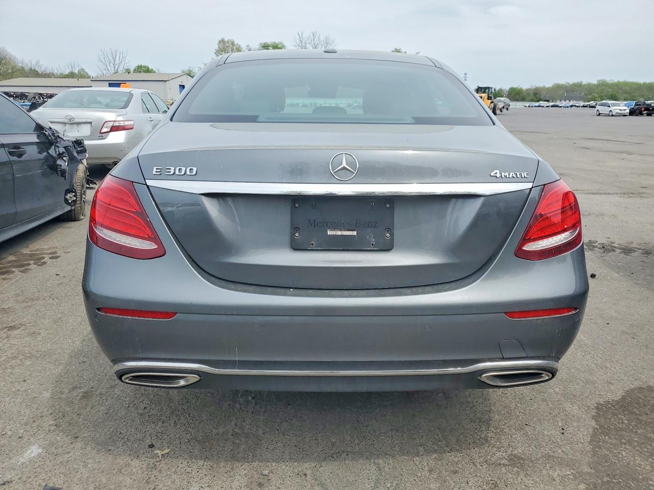 2017 MERCEDES-BENZ E-CLASS
