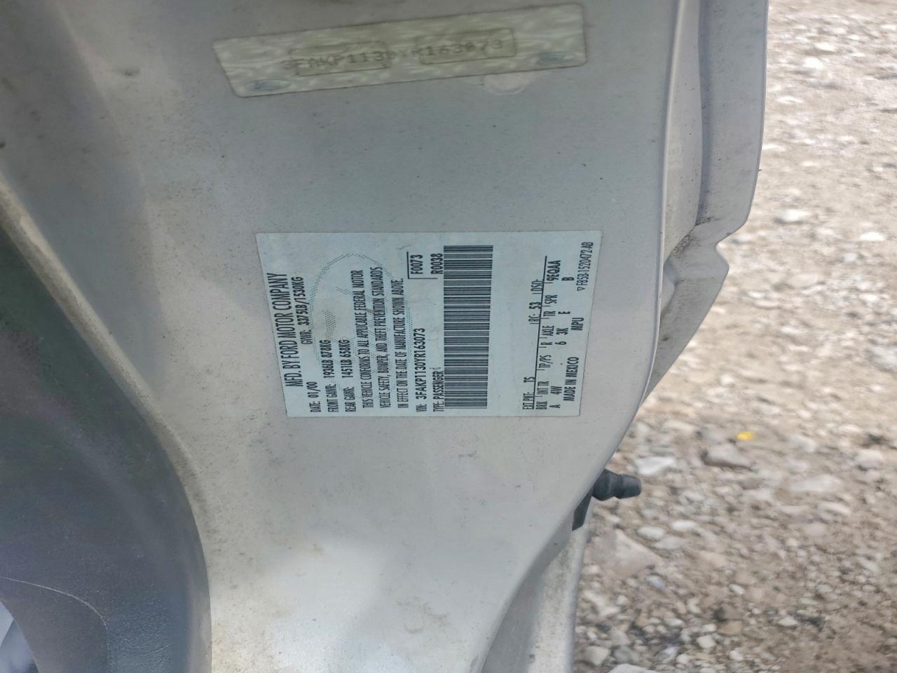 2000 FORD ESCORT