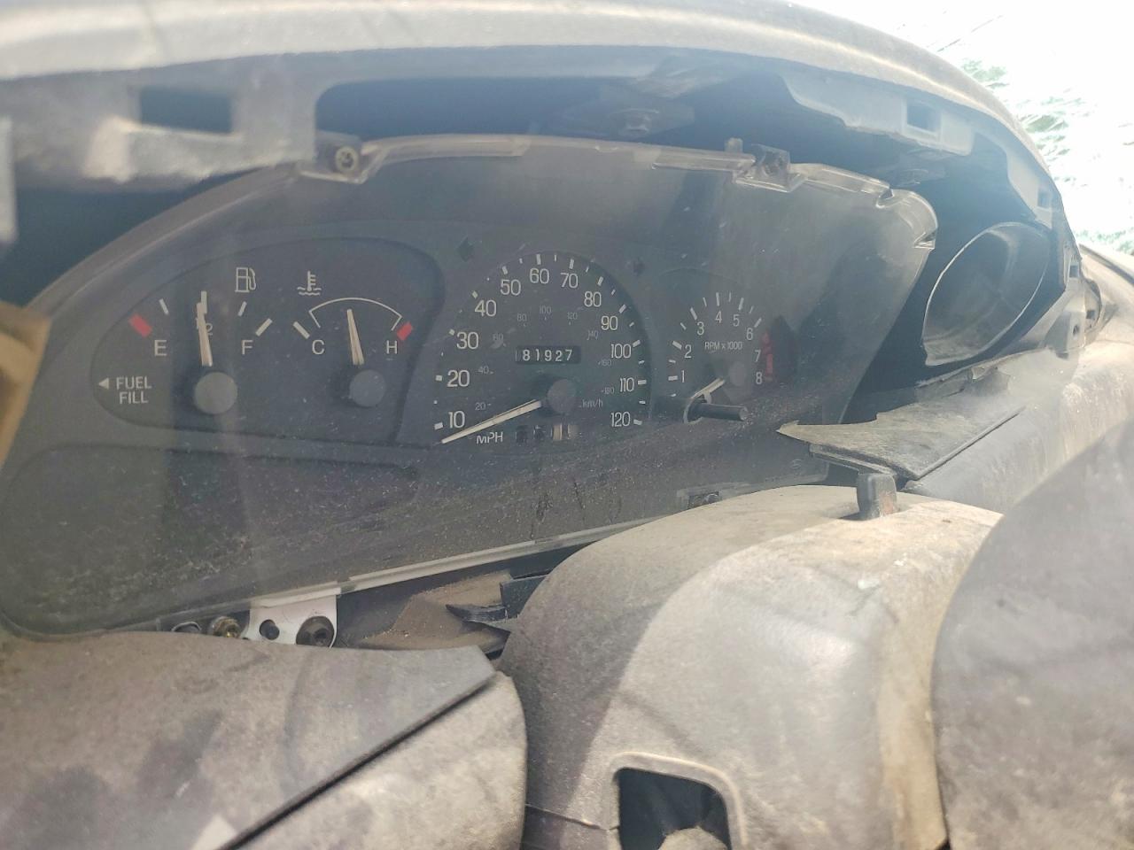 2000 FORD ESCORT