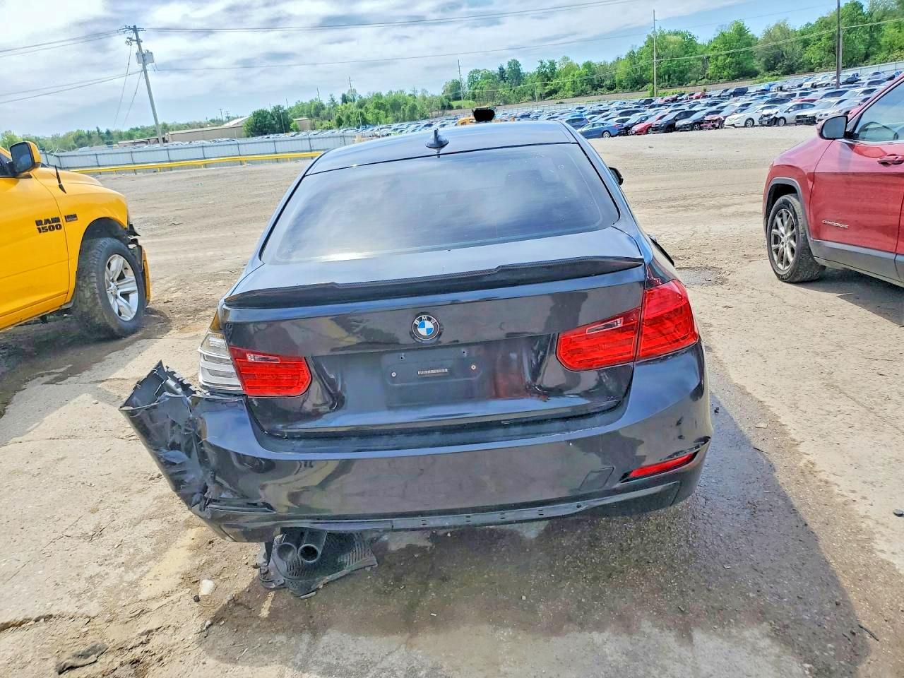 2013 BMW 3 SERIES