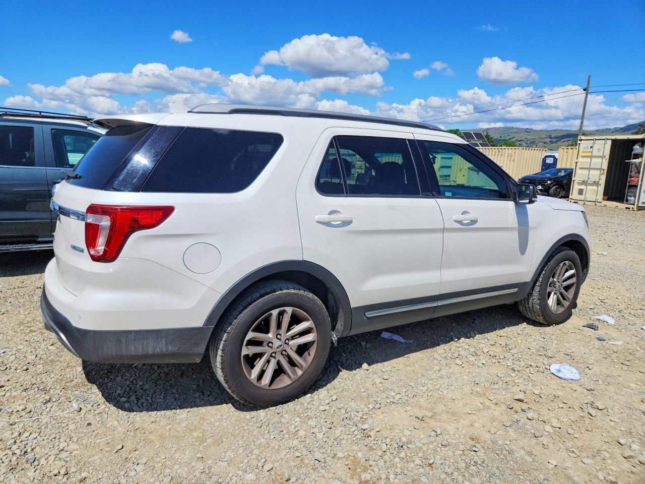 2016 FORD EXPLORER