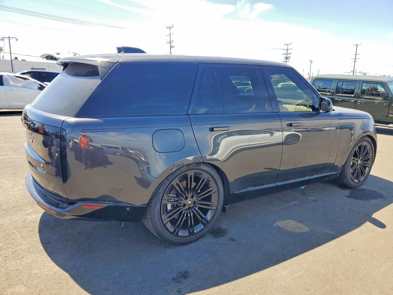 2025 LAND ROVER RANGEROVER