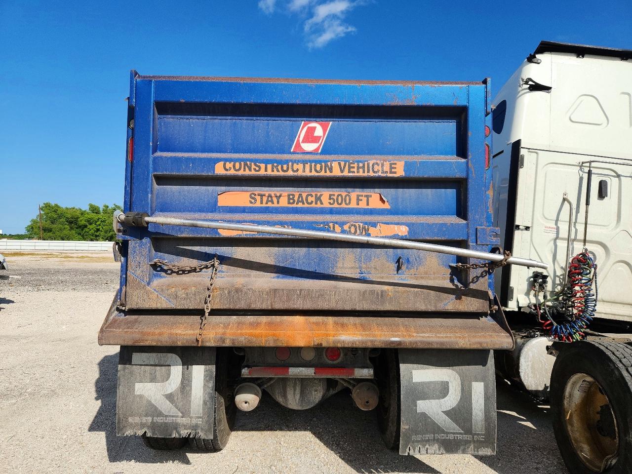2022 KENWORTH T880