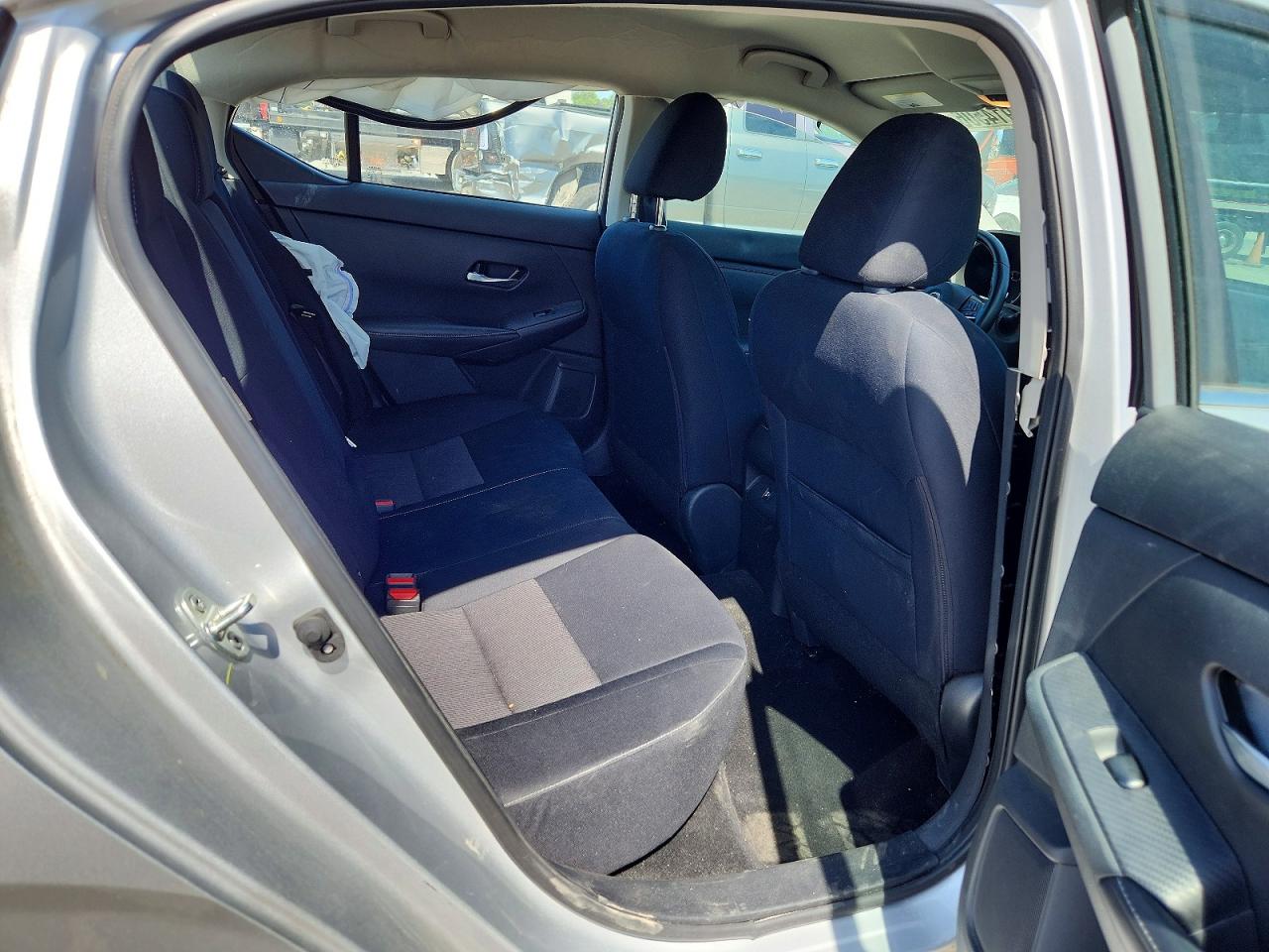 2022 NISSAN SENTRA