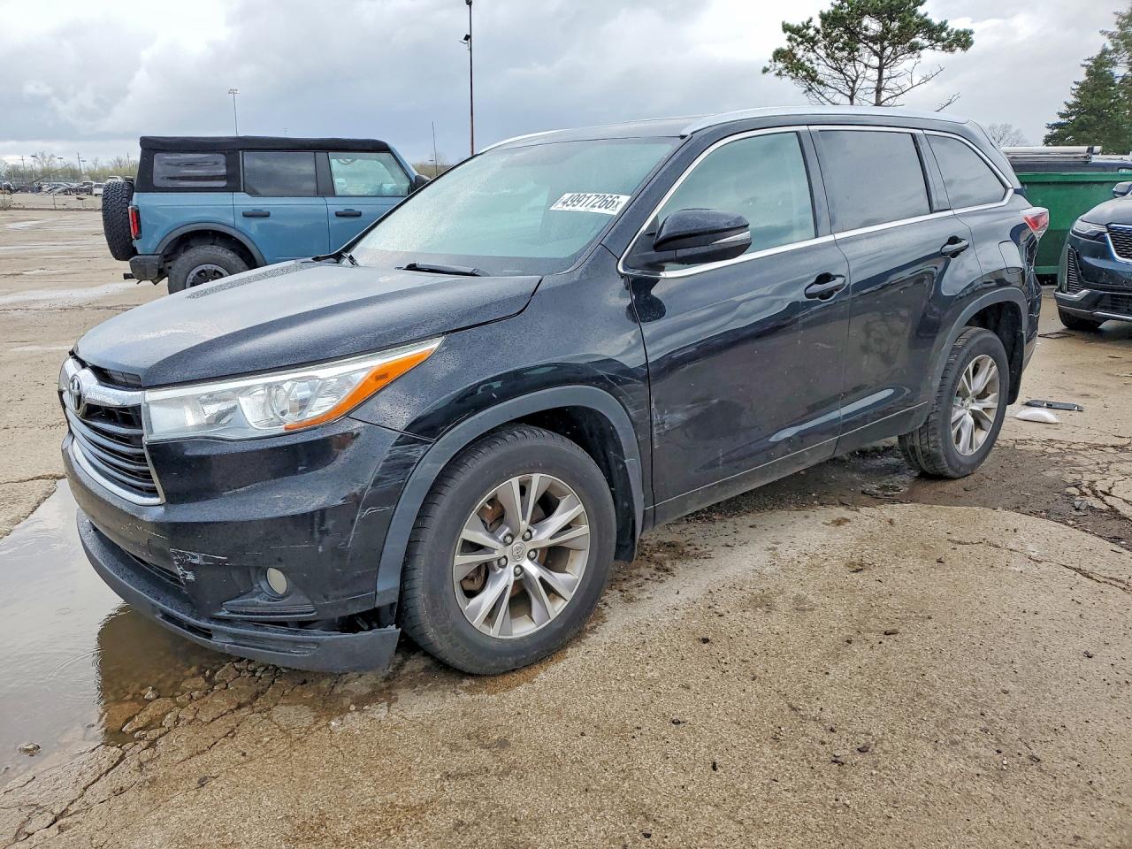2015 TOYOTA HIGHLANDER