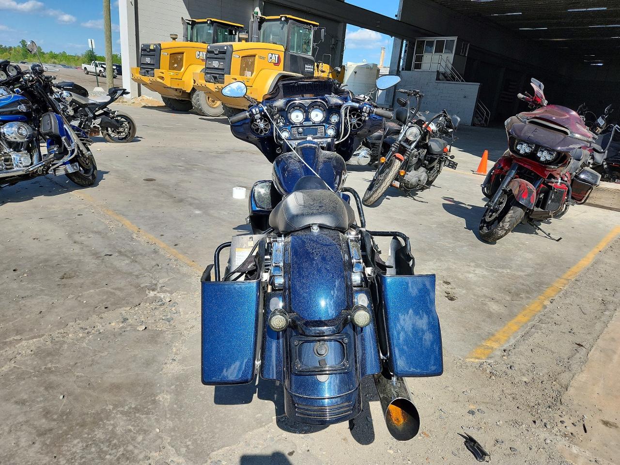 2012 HARLEY-DAVIDSON FL