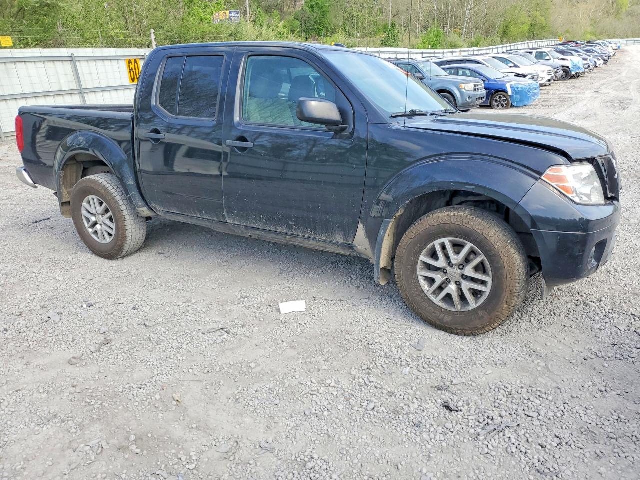 2017 NISSAN FRONTIER