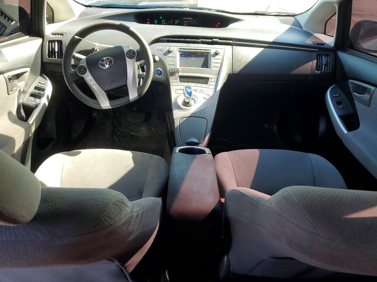 2015 TOYOTA PRIUS