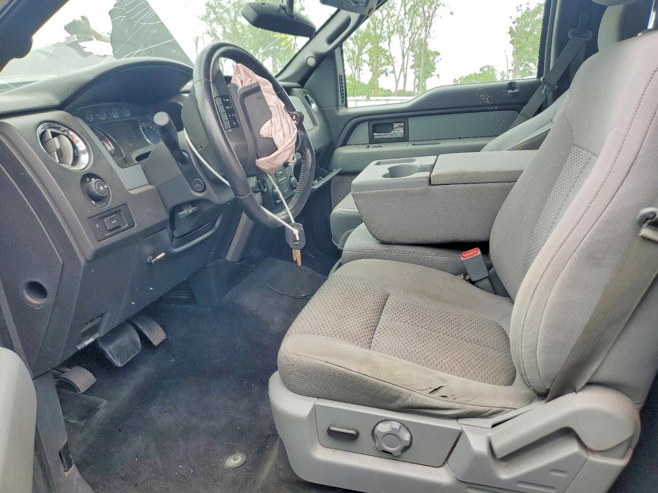 2014 FORD F150