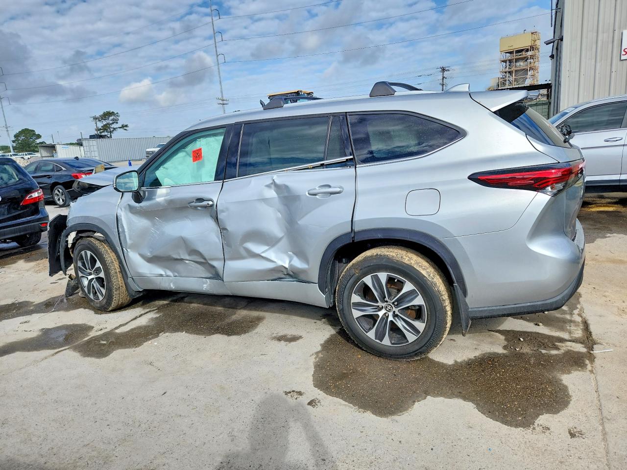 2021 TOYOTA HIGHLANDER