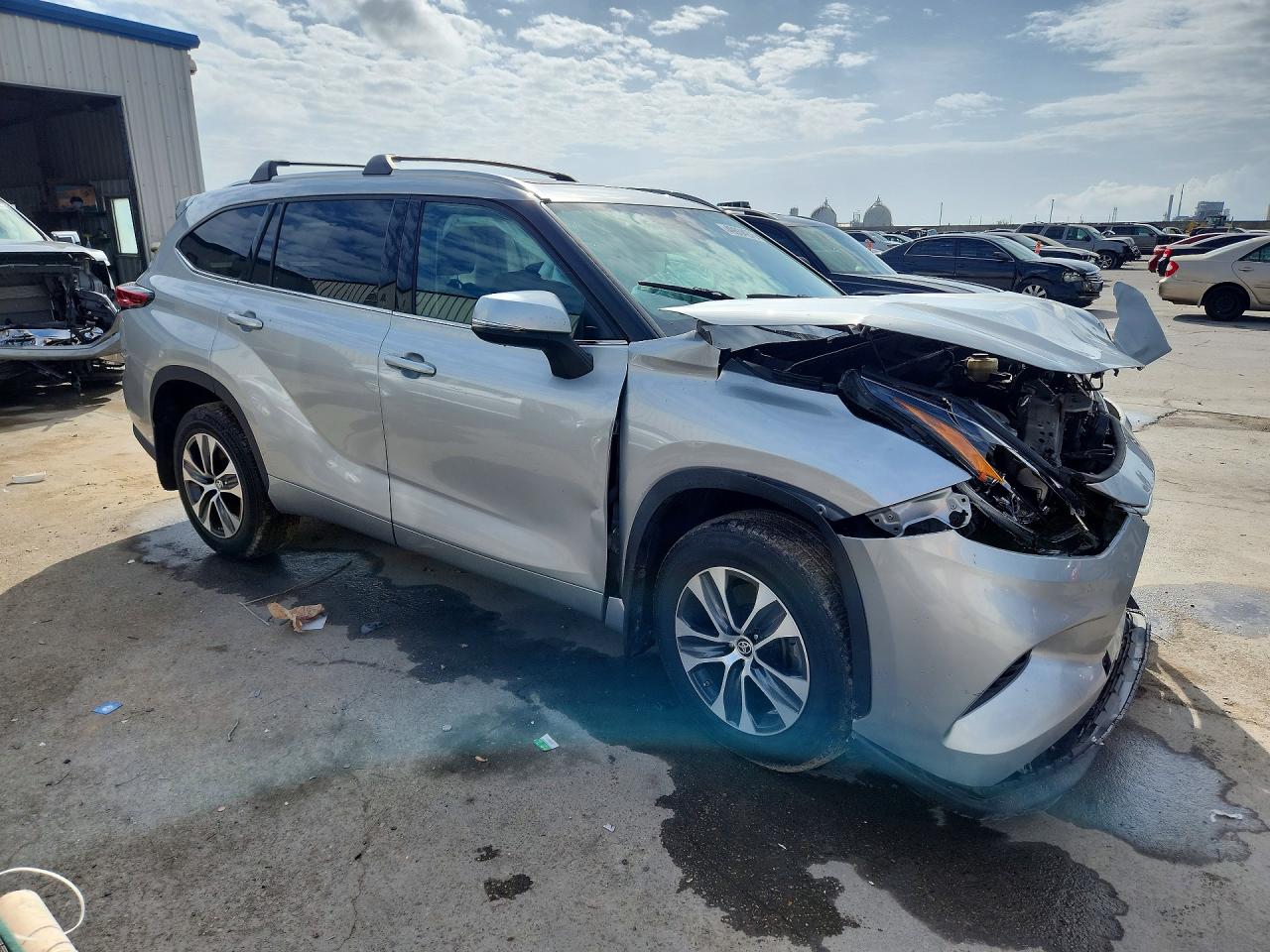 2021 TOYOTA HIGHLANDER