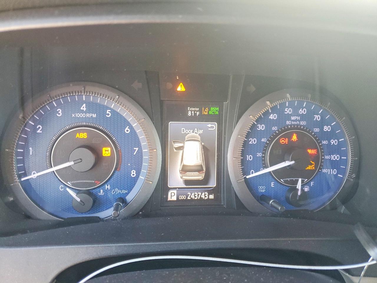 2019 TOYOTA SIENNA