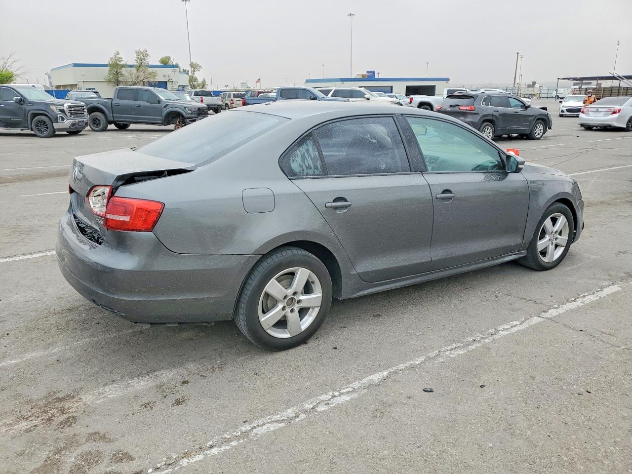 2011 VOLKSWAGEN JETTA