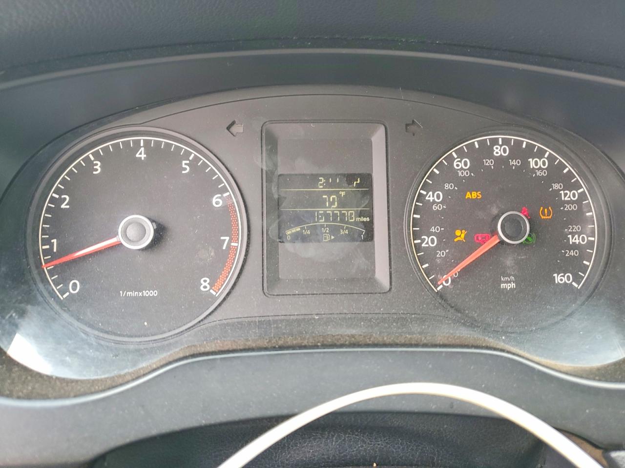 2011 VOLKSWAGEN JETTA