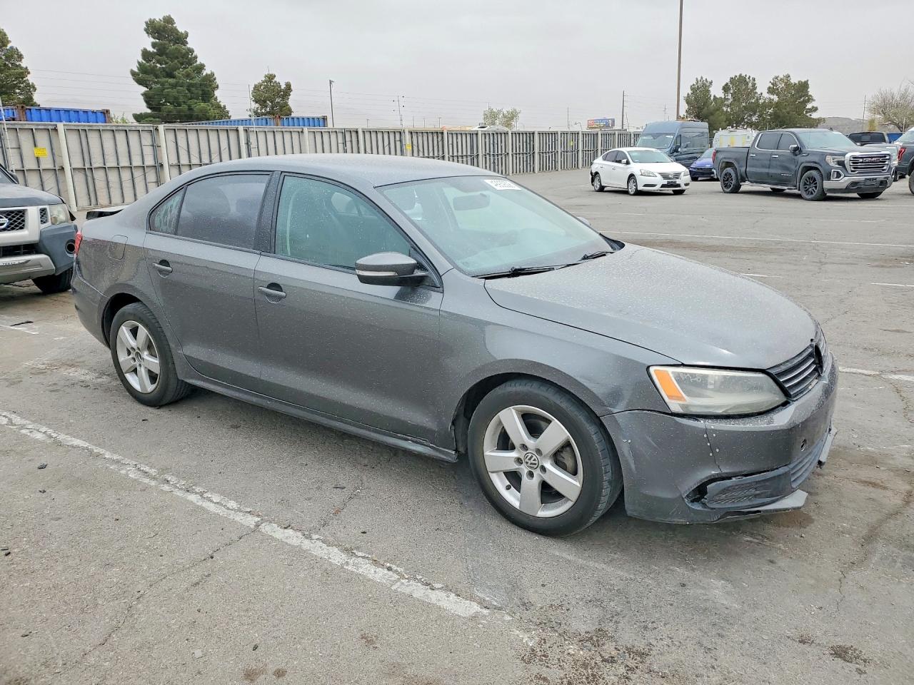 2011 VOLKSWAGEN JETTA