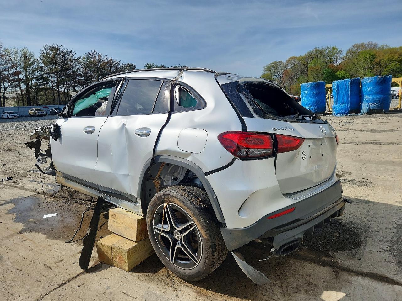2022 MERCEDES-BENZ GLA-CLASS