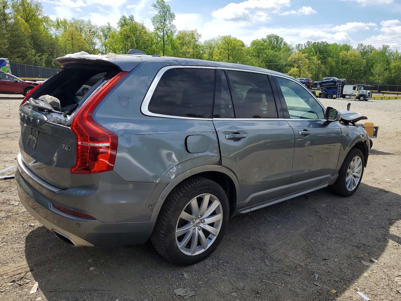 2018 VOLVO XC90