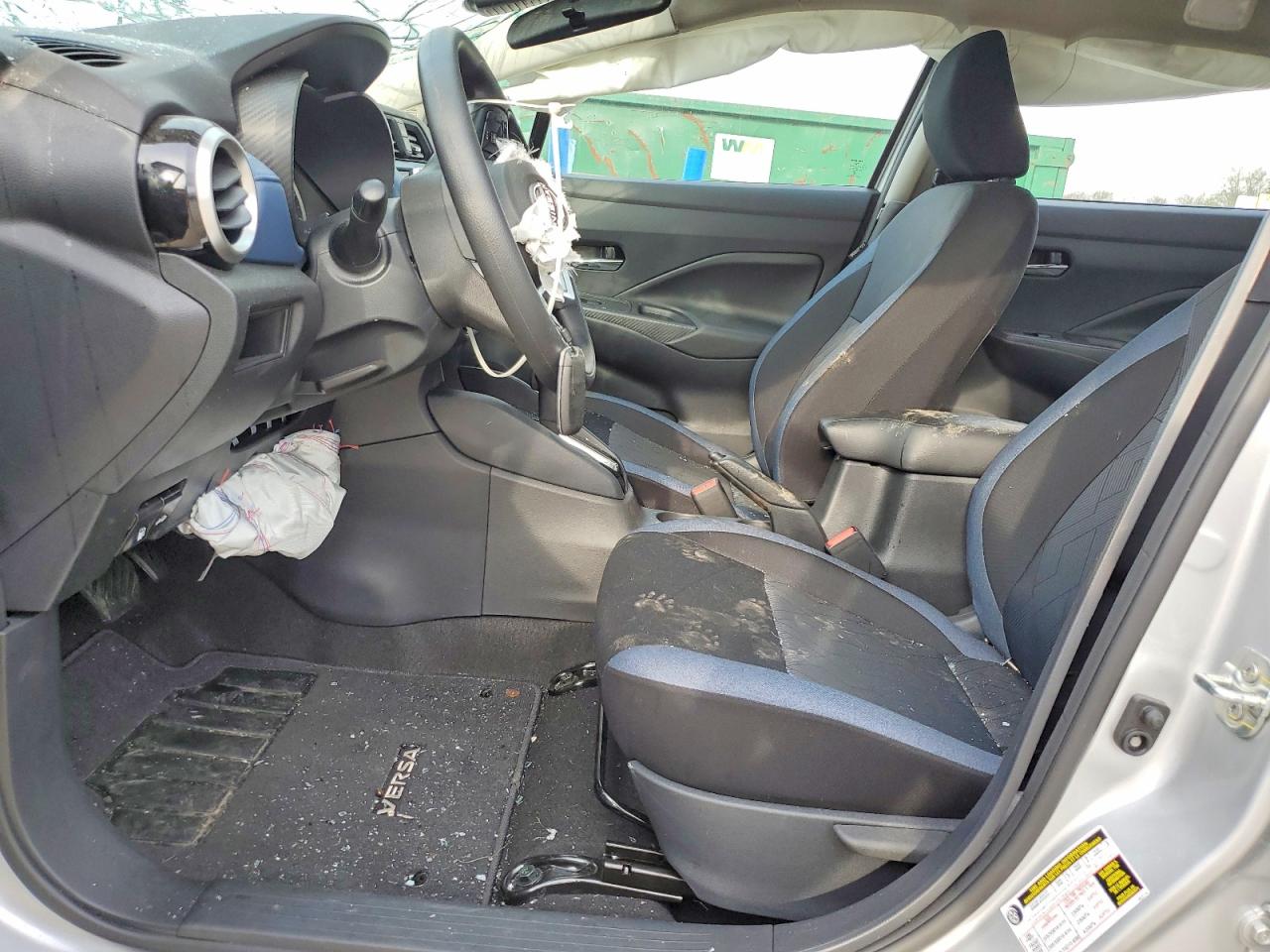 2025 NISSAN VERSA