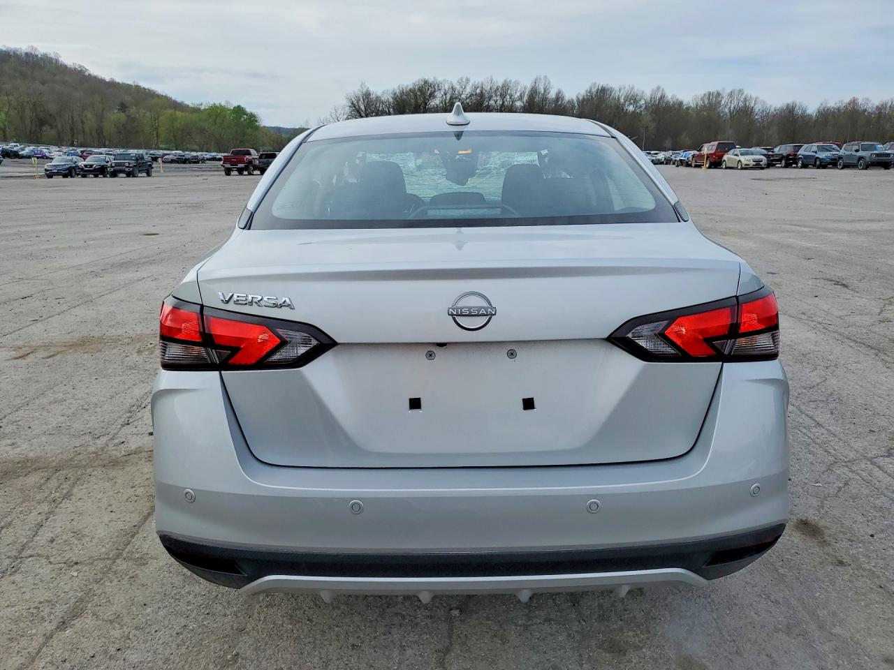 2025 NISSAN VERSA