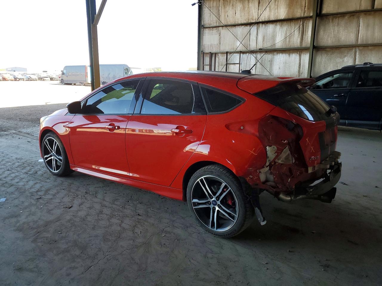 2016 FORD FOCUS