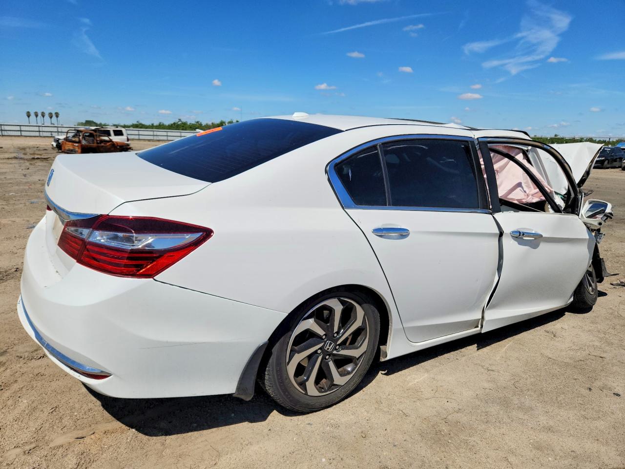 2016 HONDA ACCORD