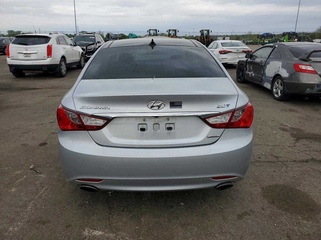2013 HYUNDAI SONATA