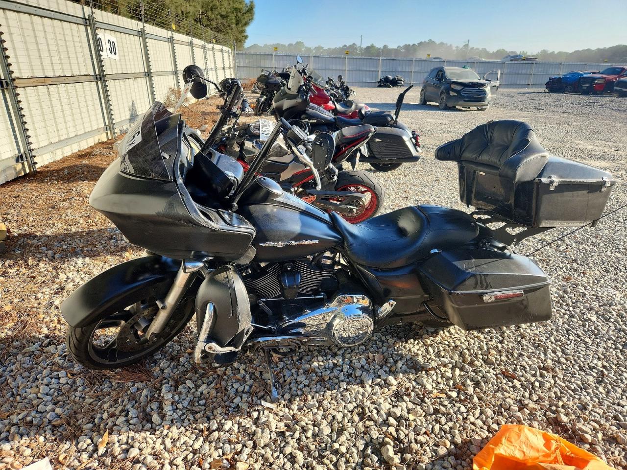 2017 HARLEY-DAVIDSON FL