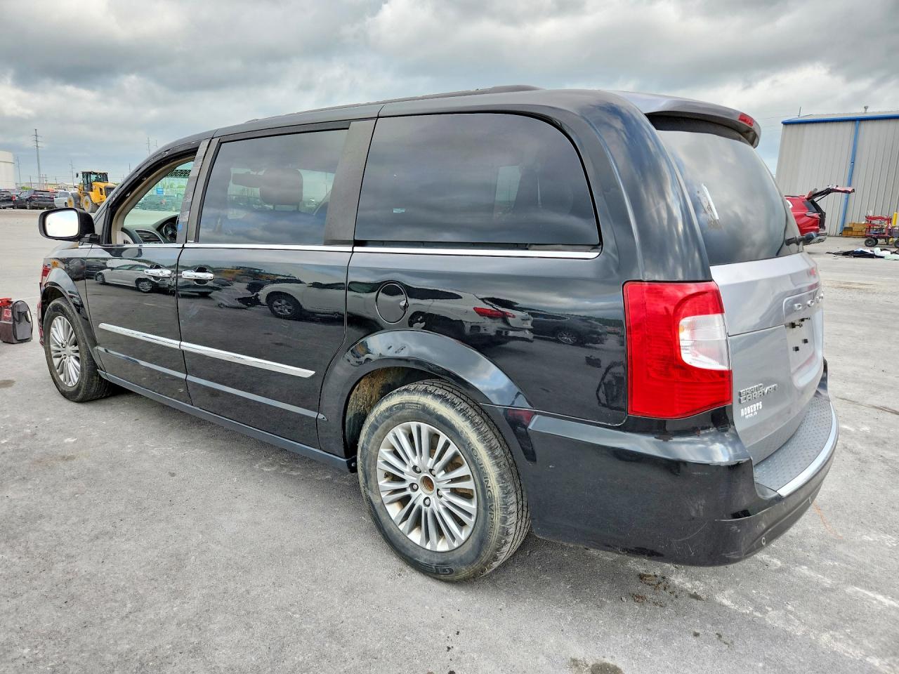 2014 CHRYSLER MINIVAN