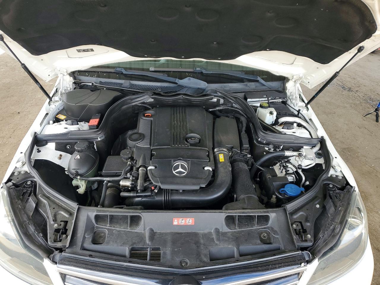 2014 MERCEDES-BENZ C-CLASS