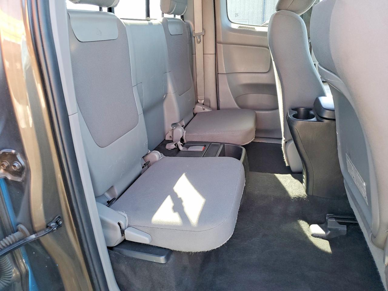 2015 TOYOTA TACOMA