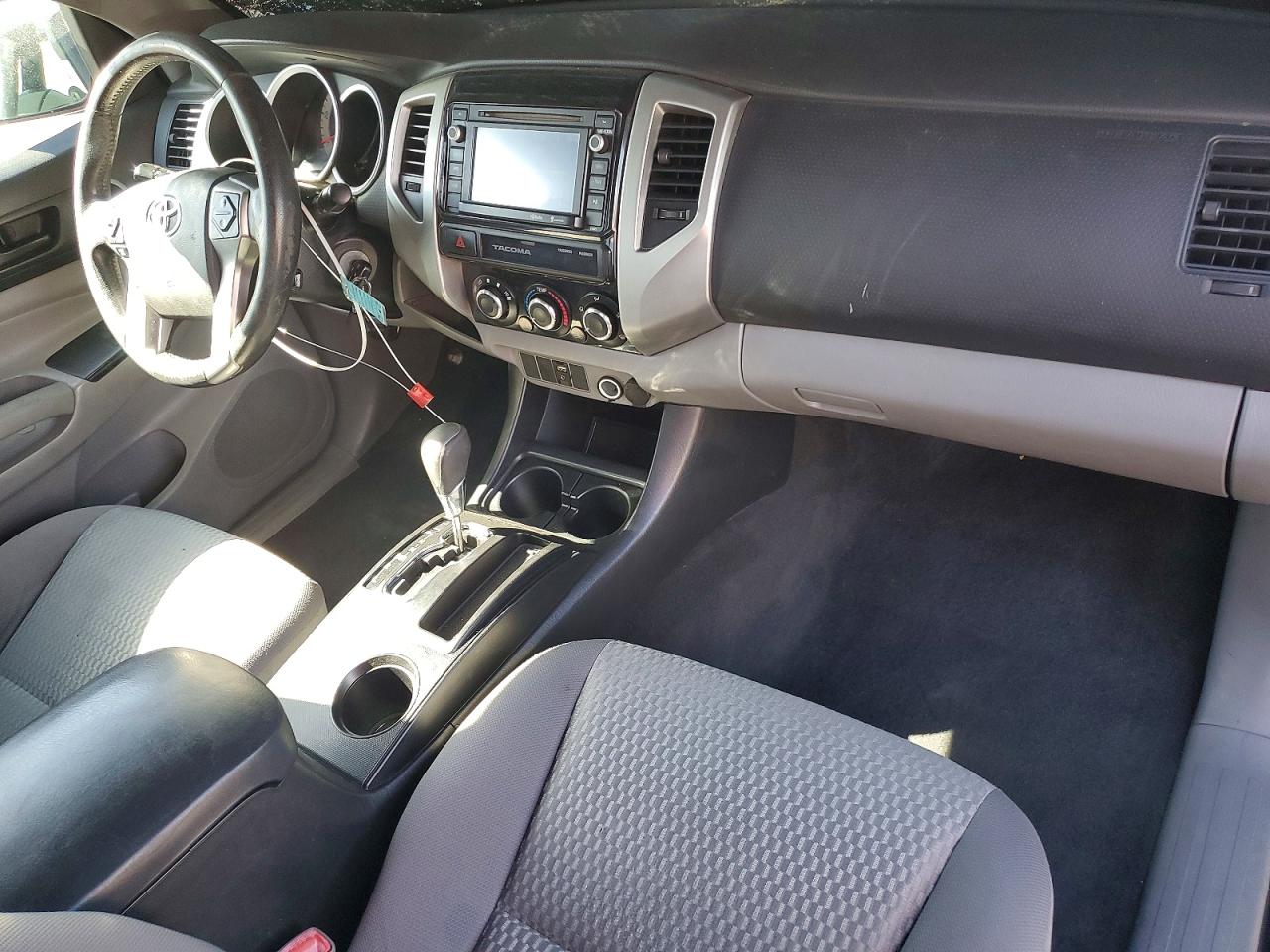 2015 TOYOTA TACOMA