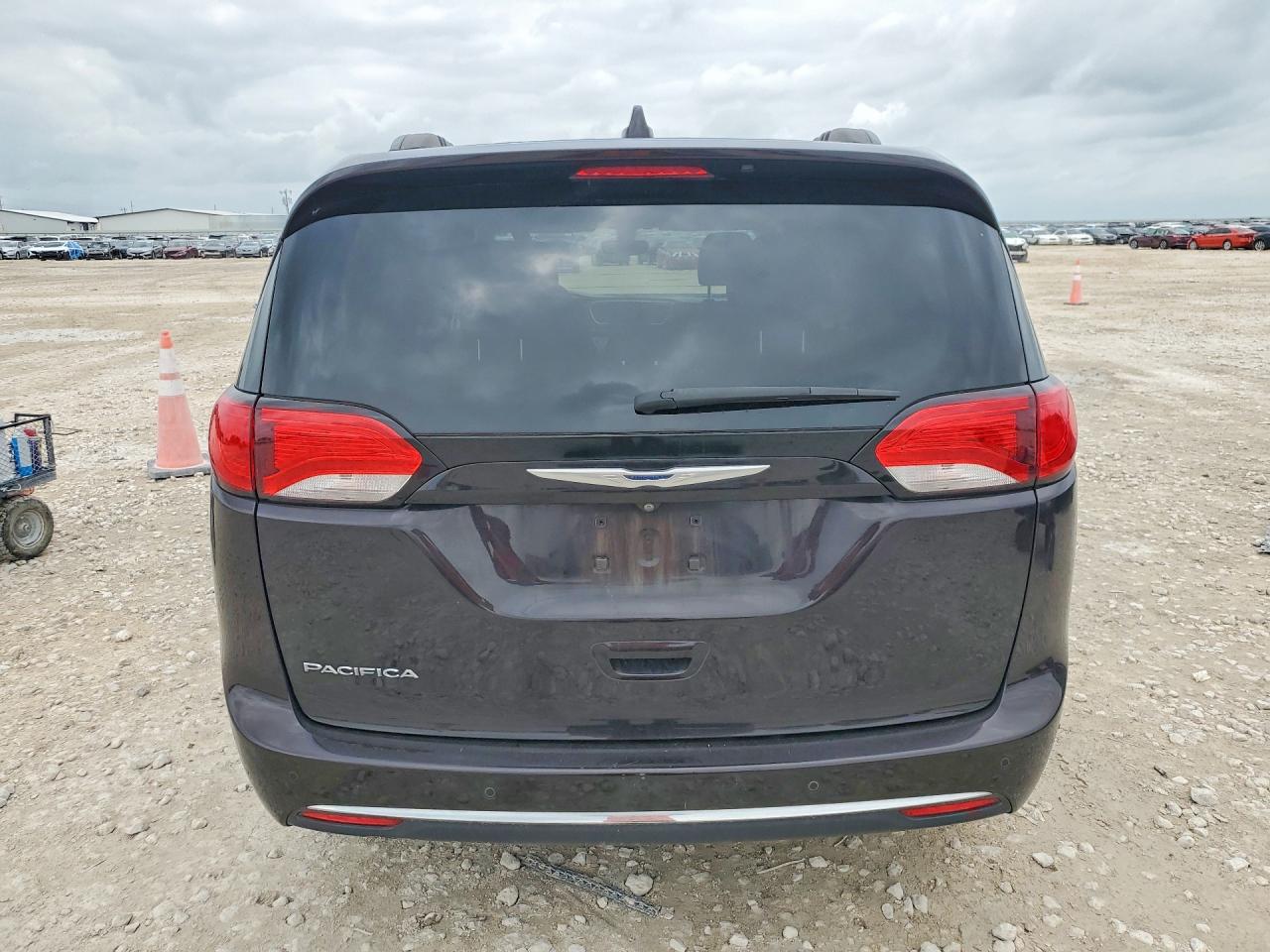 2018 CHRYSLER PACIFICA